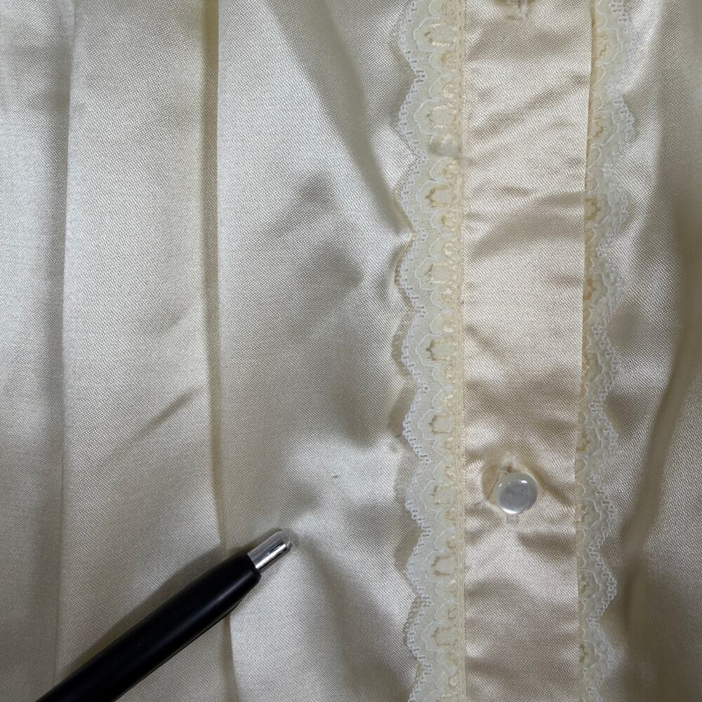 Vintage Barbizon Cuddleskin Long Sleeve Pajama Top Cream Floral Embroidery Lace - Picture 12 of 13